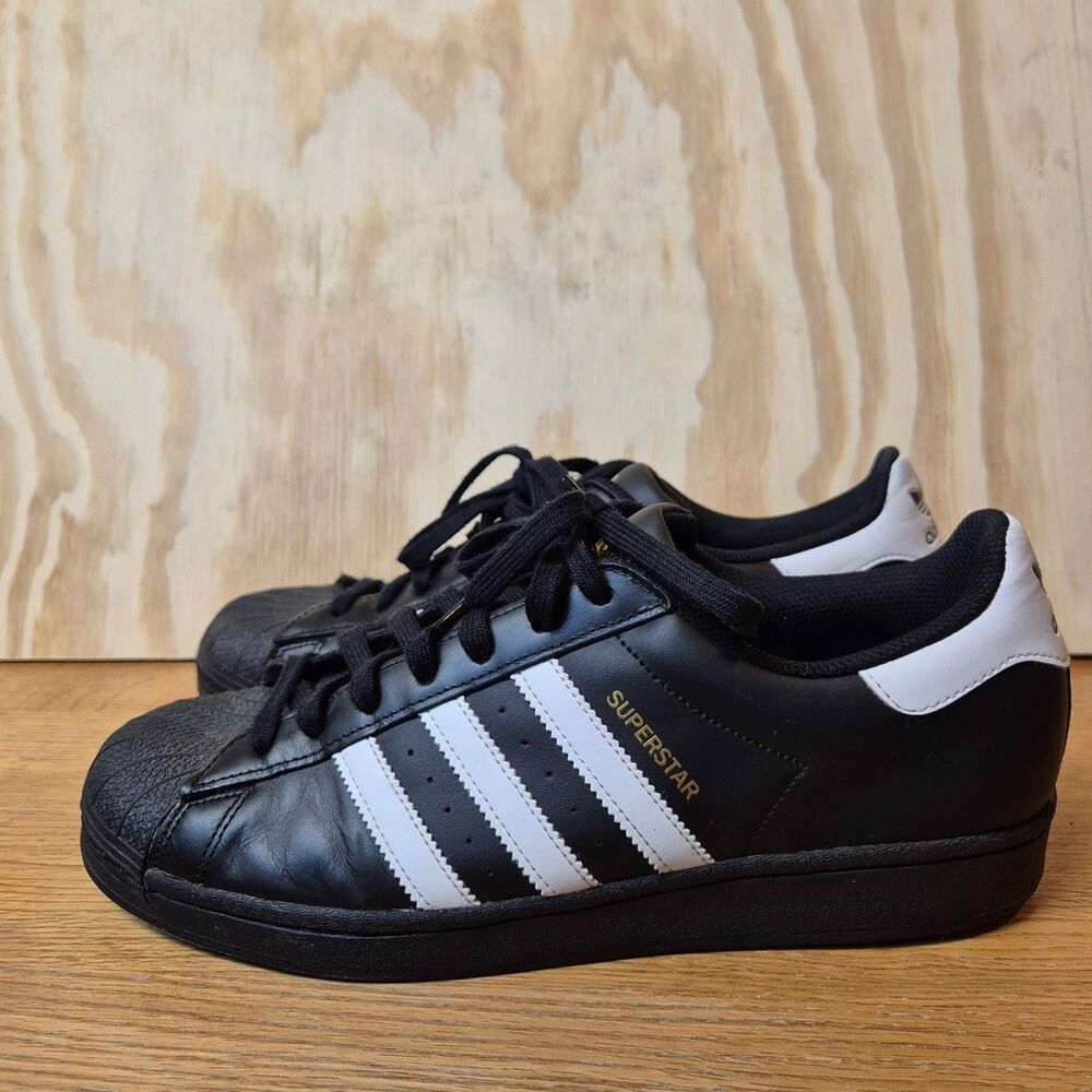 Adidas Superstar Men's 10.5 Black White Leather Sneakers Shell Toe 2022